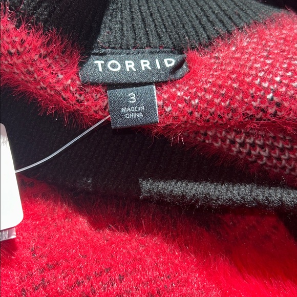 Torrid Red and Black Plaid Cardigan - Picture 8 of 9